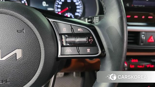 Kia The New K3 2nd generation 2023 Белый из Кореи, фото 5