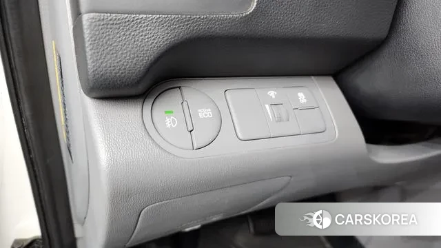 Hyundai The New Grand Starex 2018 Белый из Кореи, фото 5