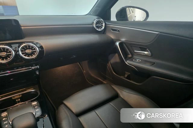 Mercedes-Benz A-Class W177 2021 Черный из Кореи, фото 5