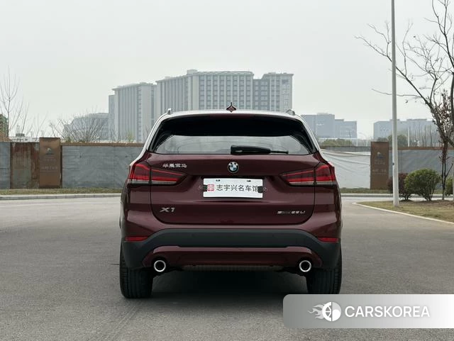 BMW X1 2022 Красный из Китая, фото 5
