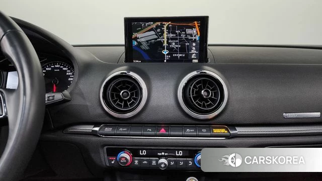 Audi New A3 2018 Черный из Кореи, фото 5
