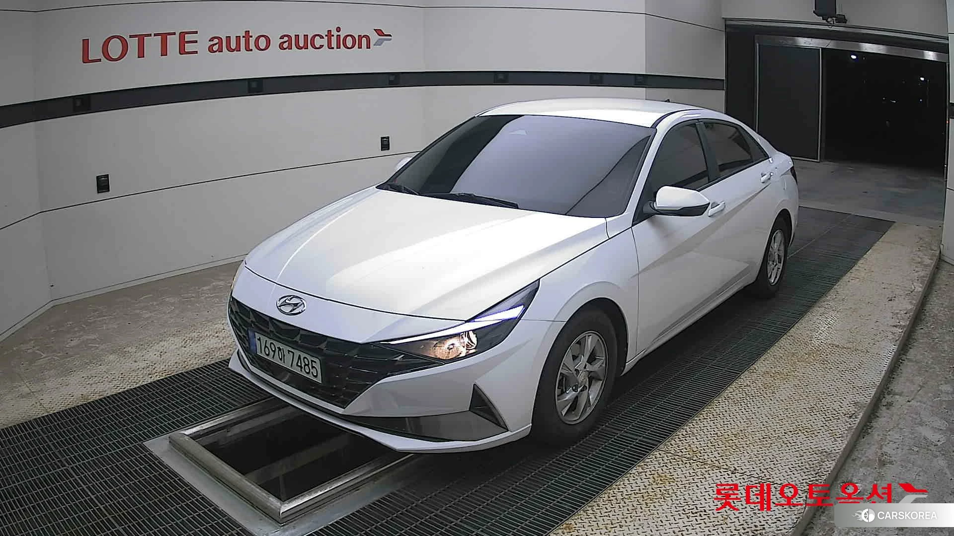 Hyundai Avante 2023 Polar White из Кореи, фото 5