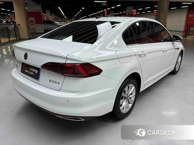 Volkswagen Bora 2021 Белый из Китая, фото 5
