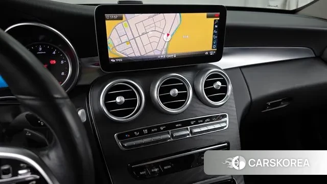 Mercedes-Benz C-Class W205 2018 Синий из Кореи, фото 5