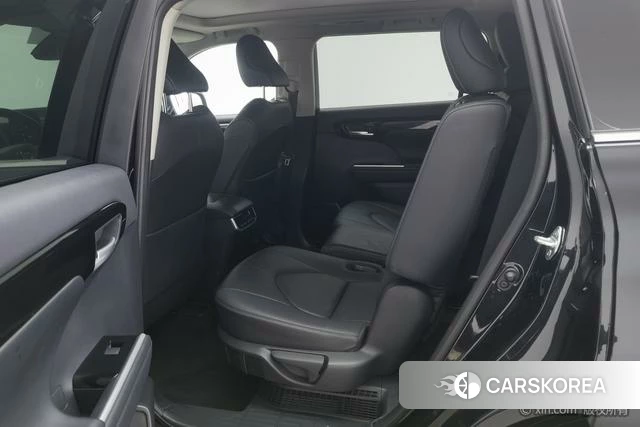 Toyota Highlander 2024 Черный из Китая, фото 5