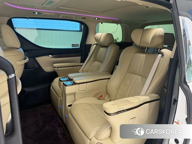 Toyota Elfa 2021 Белый из Китая, фото 5