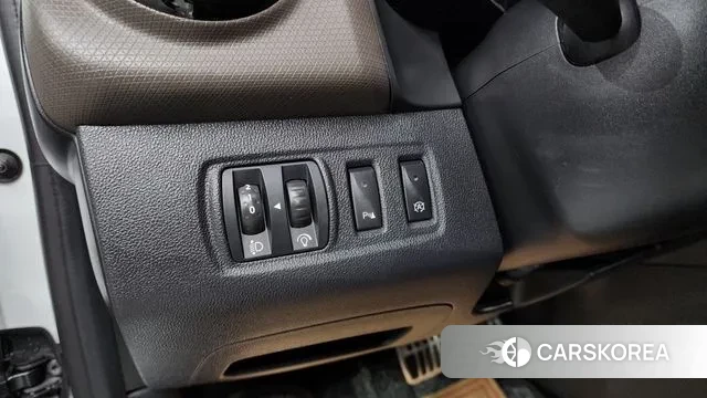 Renault Korea (Samsung) Clio 2018 Белый из Кореи, фото 5