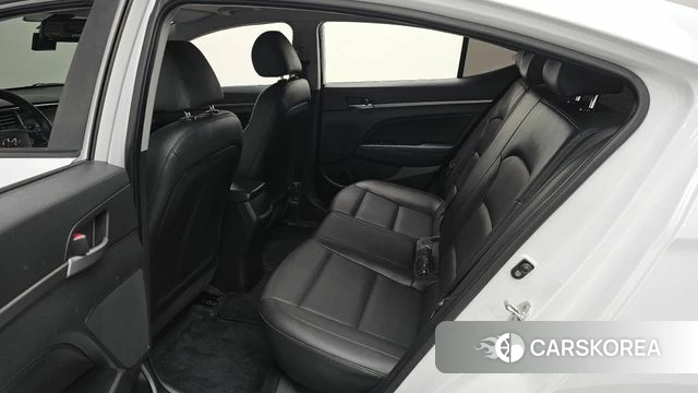 Hyundai Avante AD 2018 Белый из Кореи, фото 5
