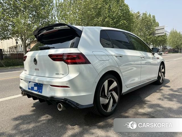 Volkswagen Golf GTI 2025 Белый из Китая, фото 5