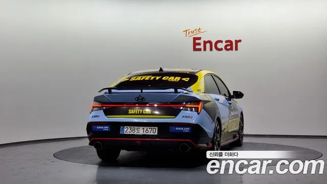 Hyundai The New Avante (CN7) 2023 Светло-серебряный цвет из Кореи, фото 5