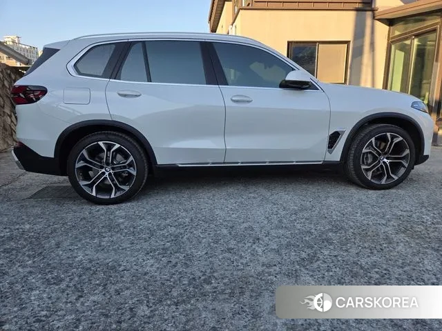 BMW X5 (G05) 2025 Белый из Кореи, фото 5