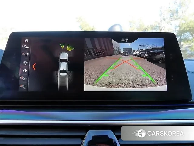 BMW 5 Series (G30) 2018 Белый из Кореи, фото 5