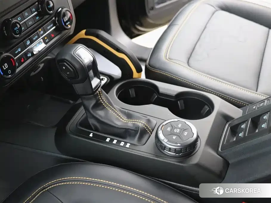 Ford Mustang 2025 Черный из Китая, фото 5