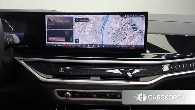 BMW X7 (G07) 2023 Белый из Кореи, фото 5