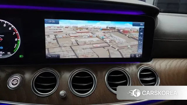 Mercedes-Benz E-Class W213 2019 Серебряный из Кореи, фото 5