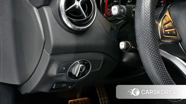 Mercedes-Benz CLA-Class C117 2018 Белый из Кореи, фото 5