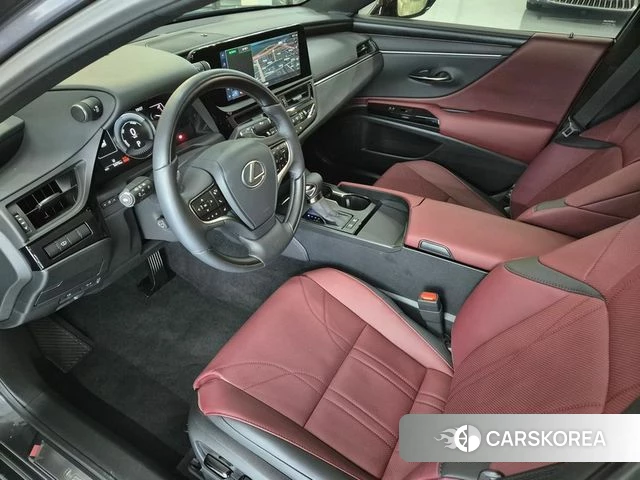 Lexus ES300h 7th generation 2025 Серый из Кореи, фото 5