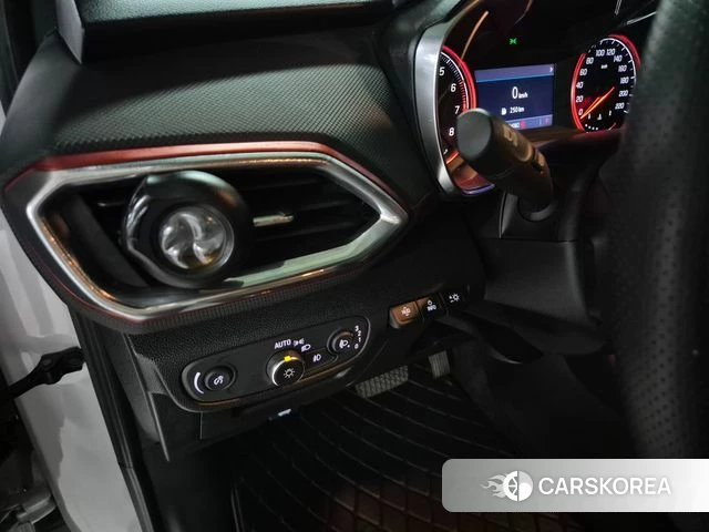 Chevrolet (GM Daewoo) Trailblazer 2021 Белый из Кореи, фото 5