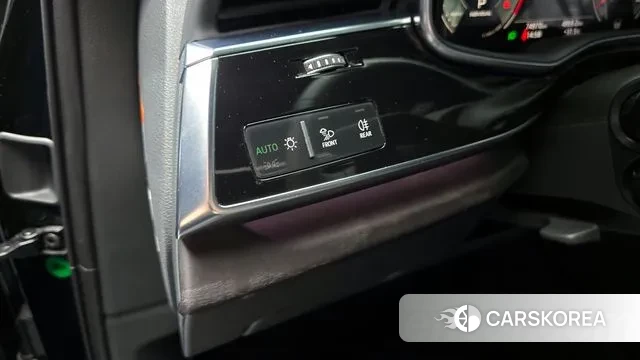 Audi Q7 (4M) id 2915853 из Кореи 5