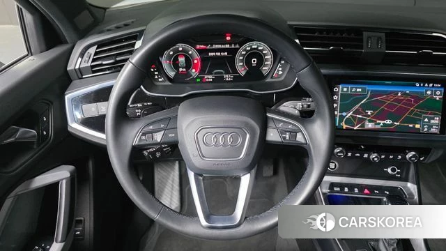 Audi Q3 (F3) 2022 Белый из Кореи, фото 5