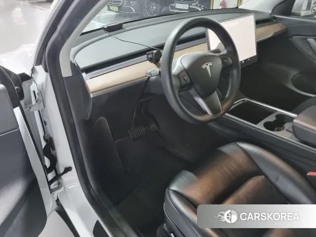 Tesla Model Y 2021 Белый из Кореи, фото 5