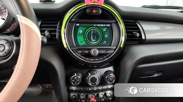 Mini Cooper 2020 Жемчужный цвет из Кореи, фото 5