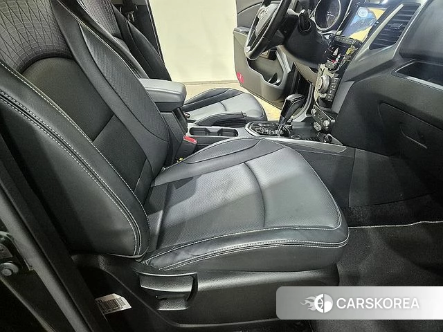 Ssangyong Tivoli Armor 2018 Синий нефрит из Кореи, фото 5