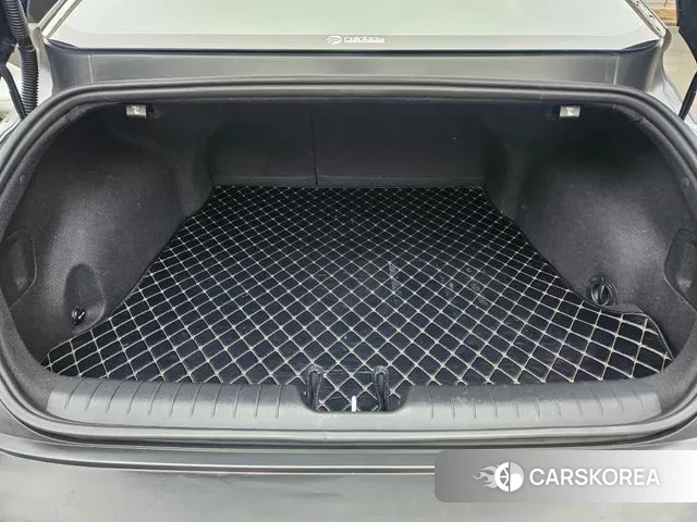 Hyundai Ionic 6 2023 Темно-зеленый из Кореи, фото 5