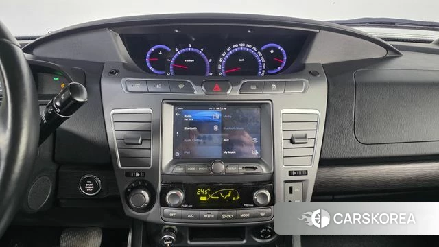 Ssangyong Korando Turismo 2018 Белый из Кореи, фото 5