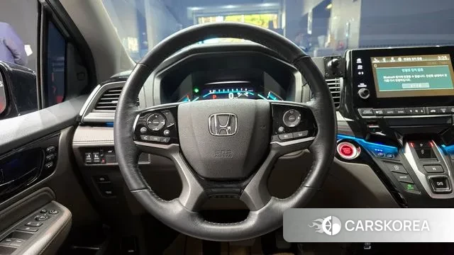 Honda Odyssey 2021 Серый из Кореи, фото 5