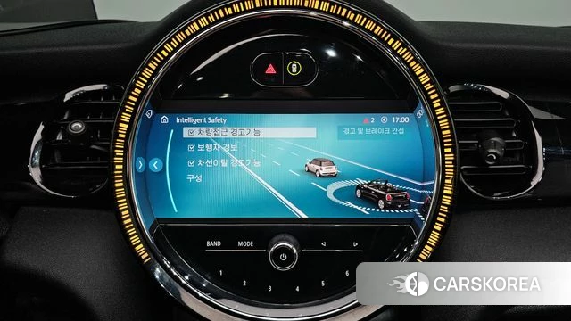 Mini Cooper Convertible 2024 Белый из Кореи, фото 5