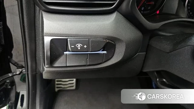 Hyundai Veloster (JS) 2021 Зеленый из Кореи, фото 5