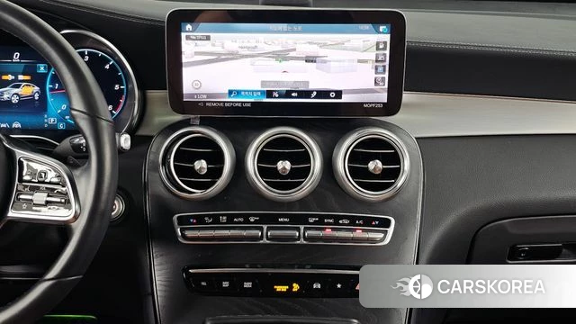 Mercedes-Benz GLC-Class X253 2023 Белый из Кореи, фото 5