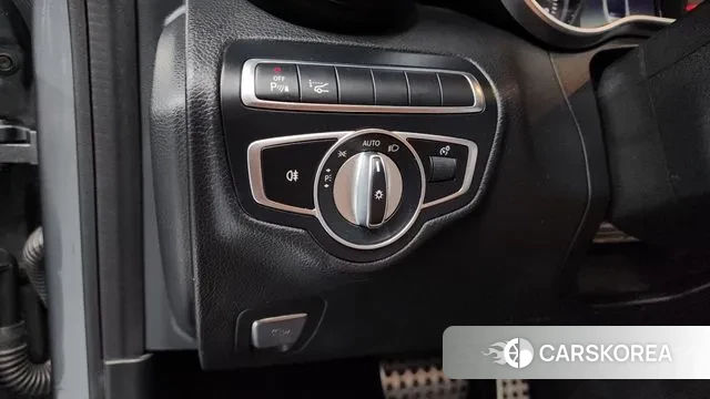 Mercedes-Benz C-Class W205 2018 Серый из Кореи, фото 5