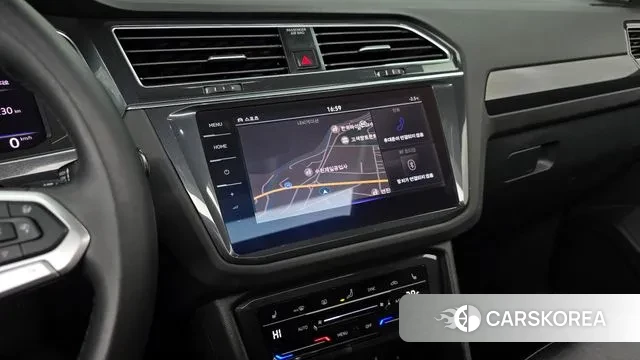 Volkswagen Tiguan second Generation 2022 Серый из Кореи, фото 5