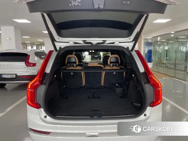 Volvo XC90 second Generation 2024 Белый из Кореи, фото 5