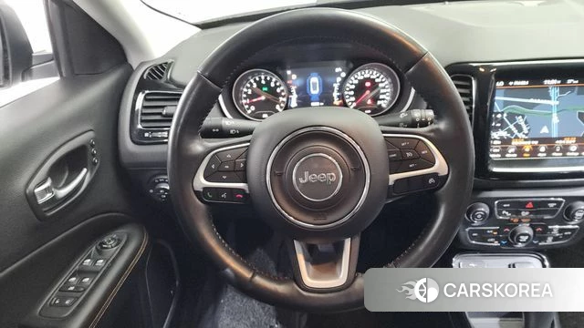 Jeep Compass 2nd Generation 2021 Белый из Кореи, фото 5