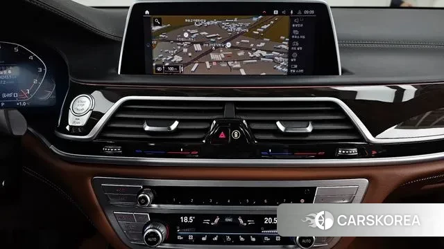 BMW 7 Series (G11) 2021 Песочный из Кореи, фото 5