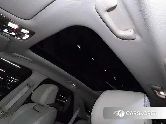 Genesis GV70 2023 Белый из Кореи, фото 5