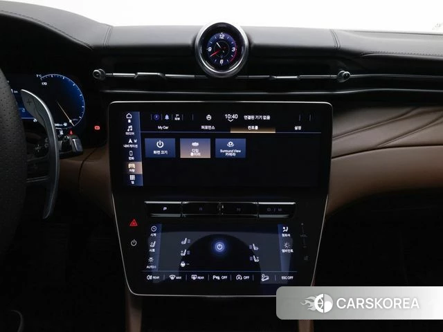 Maserati Grecale 2024 Светло-серебряный цвет из Кореи, фото 5