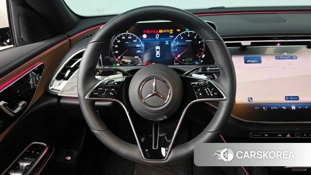 Mercedes-Benz E-Class W214 2025 Белый из Кореи, фото 5