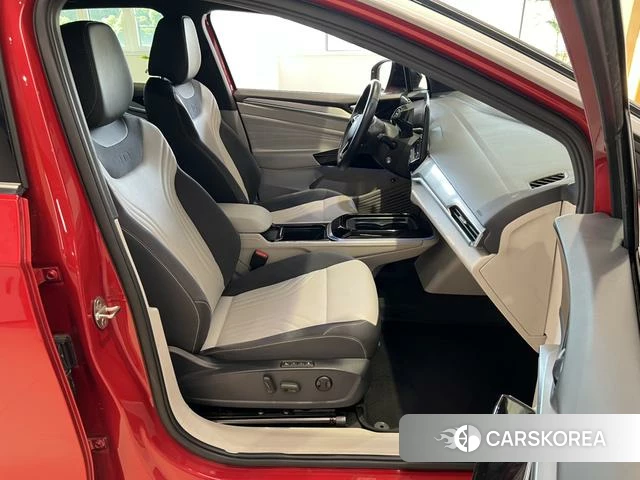 Volkswagen ID.4 CROZZ 2021 Красный из Китая, фото 5
