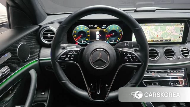 Mercedes-Benz E-Class W213 2022 Белый из Кореи, фото 5