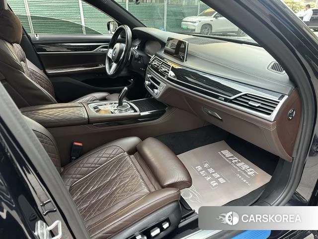 BMW 7 series 2021 Черный из Китая, фото 5