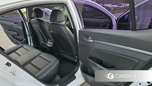 Hyundai Avante AD 2018 Белый из Кореи, фото 5