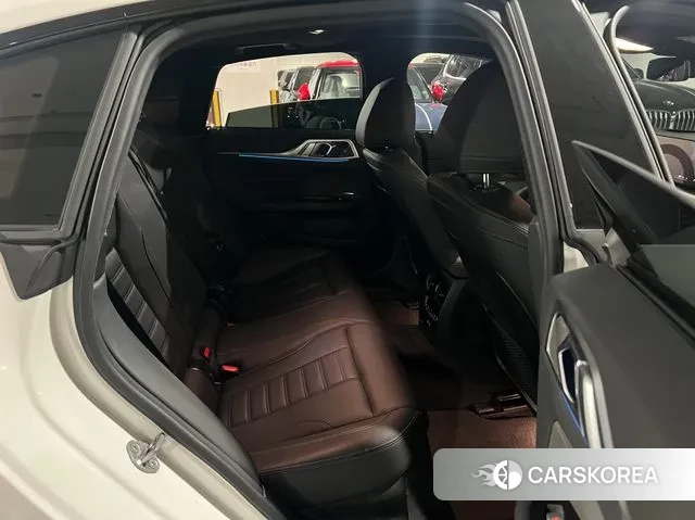 BMW i4 2024 Белый из Кореи, фото 5