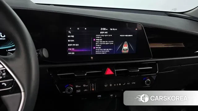 Kia Di Ol Nu Niro 2025 Белый из Кореи, фото 5