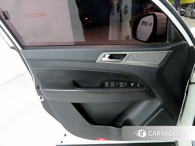 Ssangyong Rexton Sports 2018 Белый из Кореи, фото 5