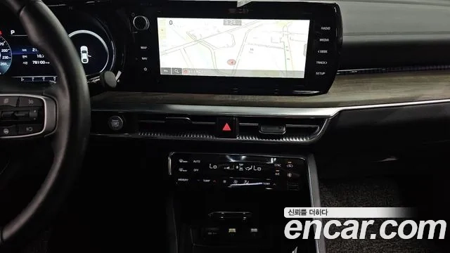 Kia K5 3rd generation 2022 Серебристо-серый из Кореи, фото 5