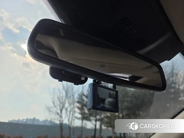 Ford Explorer 6th Generation 2023 Белый из Кореи, фото 5